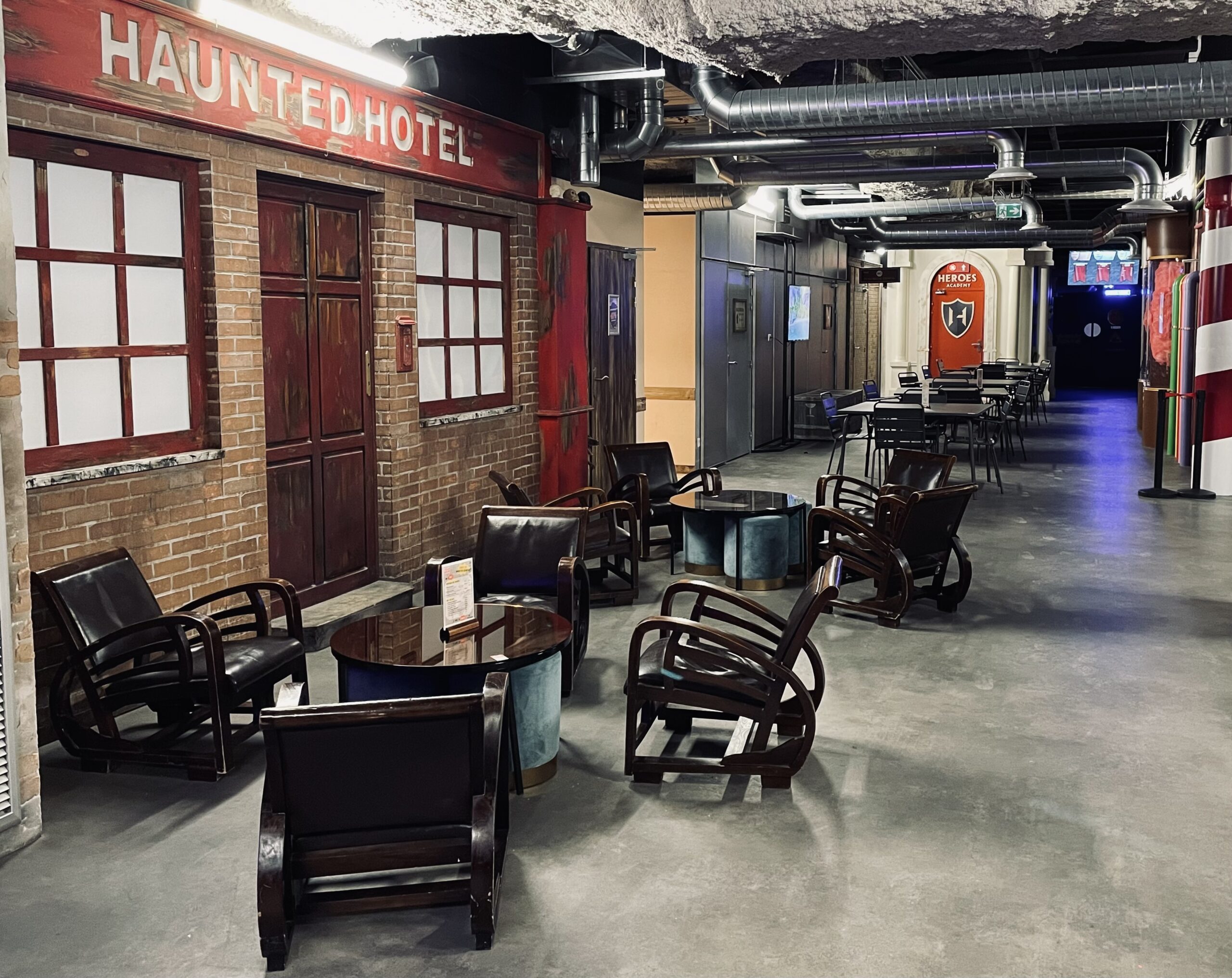 Le salon d’attente de l’agence