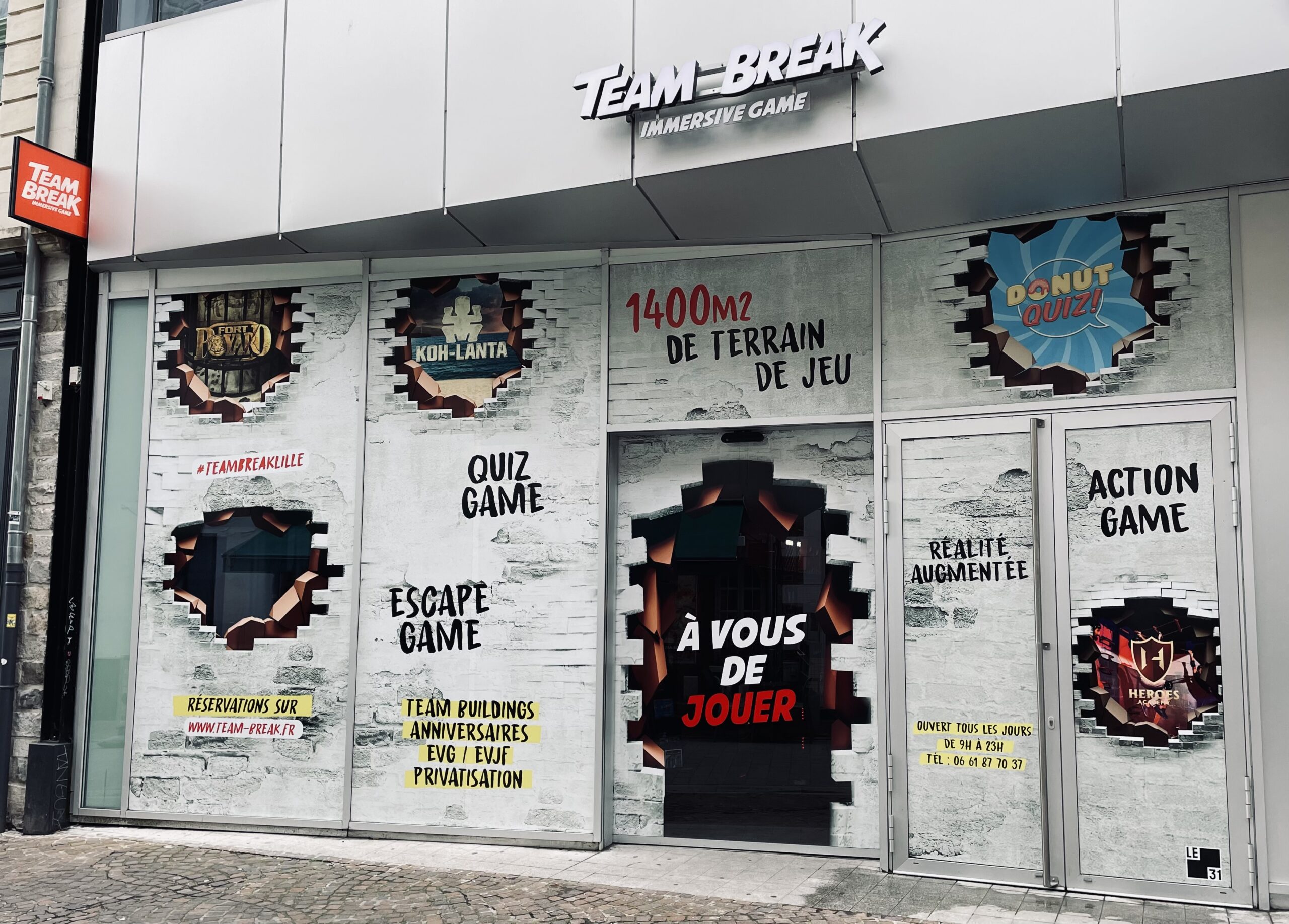 La vitrine de l’agence, 9 rue d’Amiens