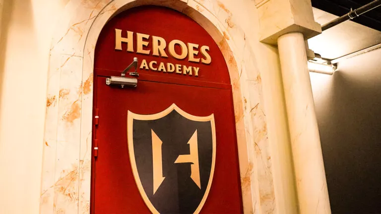 Porte de la Heroes Academy